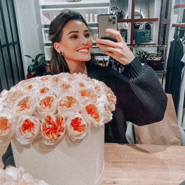 Bouquet of roses preset - Mobile presets for Lightroom